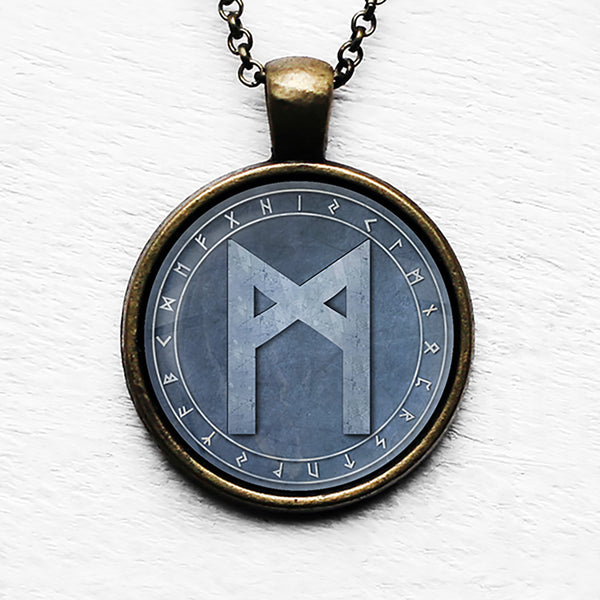 Viking Runes Elder Futhark Rune Circle M Mannaz Man Pendant & Necklace