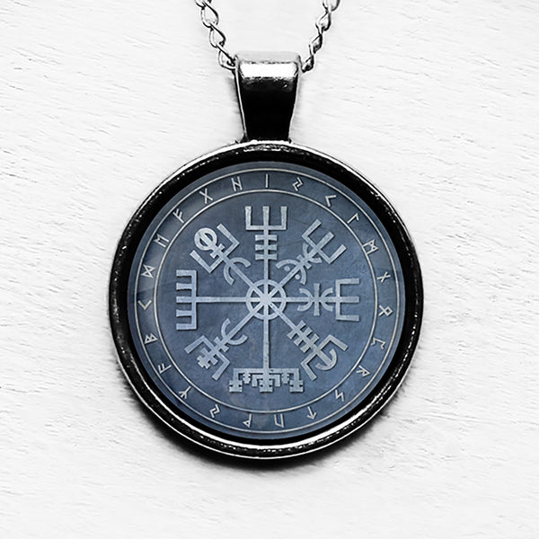 Viking Runes Vegvisir Viking Compass Rune Circle Pendant & Necklace